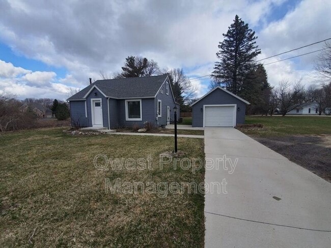 Primary Photo - 6315 Knapp St NE