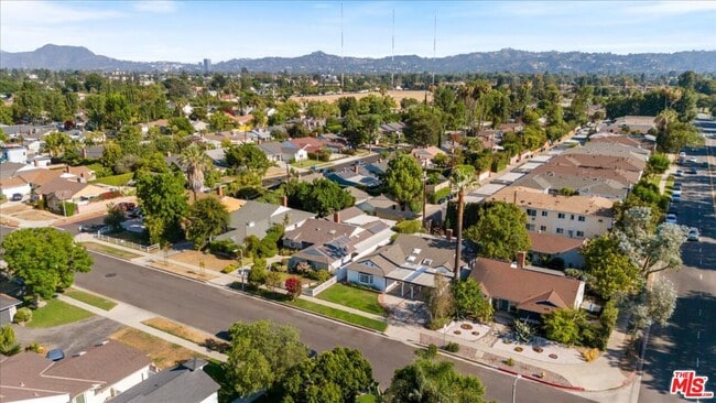 Building Photo - 12848 Tiara St