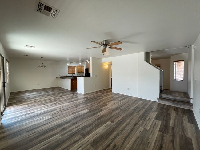 Building Photo - 4 Bedroom Home in Rancho Sahuarita