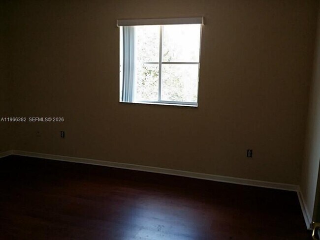 Building Photo - 2779 SW 82nd Ave