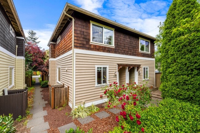 Primary Photo - 9167 23rd Ave NE