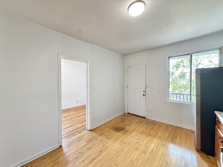 Building Photo - 4251 W Haddon Ave