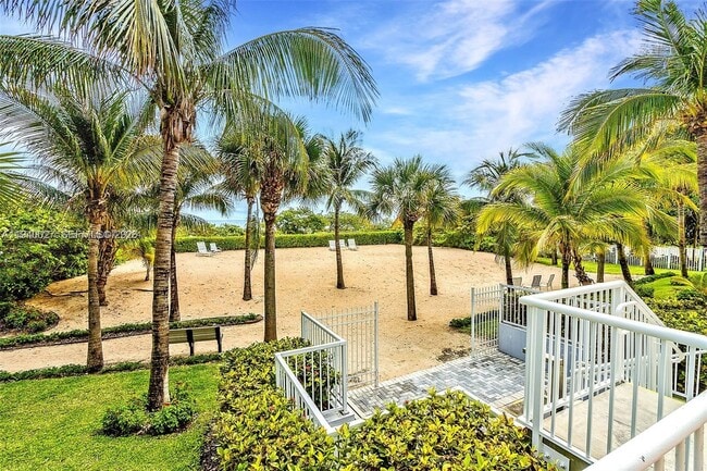 Building Photo - 9341 Collins Ave