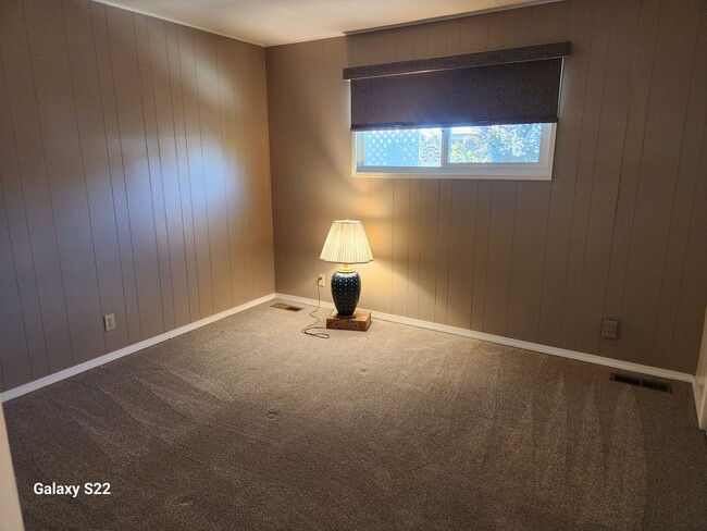 Building Photo - Charming 2-bedroom, 2- bathroom, mobile ho...