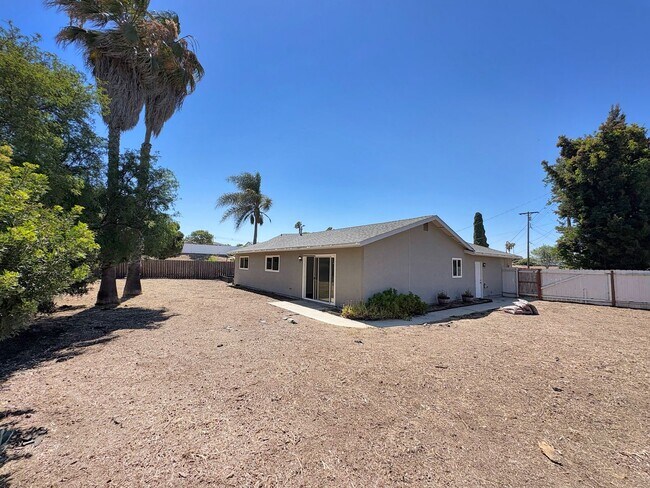 Building Photo - SD: Spacious 3BD/2BA Home in Oceanside with Large Backyard, In-Unit Laundry & Attached Garage