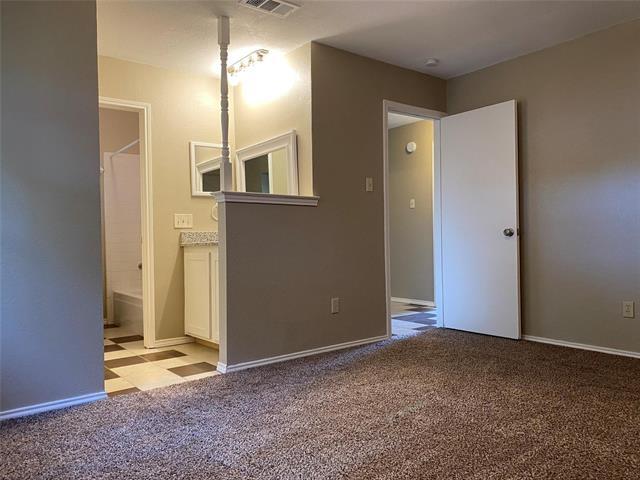 Building Photo - 5824 Storm Dr