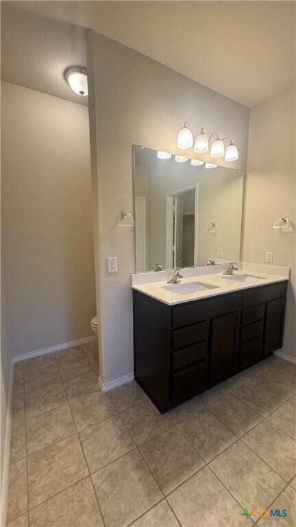 Building Photo - 5305 Fenton Ln