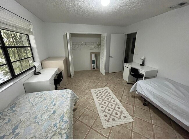 Building Photo - 6650 Montego Bay Blvd