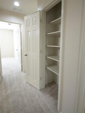 Building Photo - 2228 Stonepark Pl