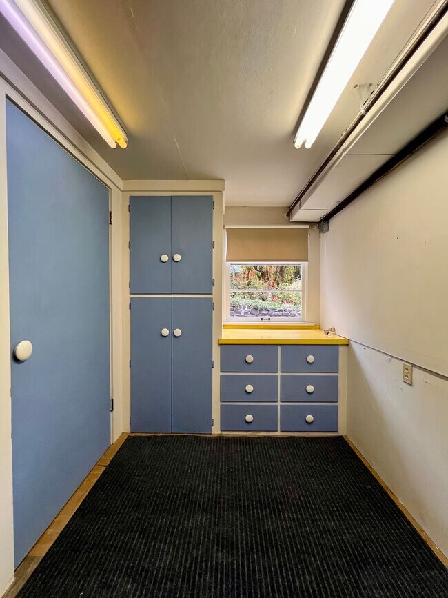 Building Photo - Non-Refundable & Security Deposit Total: $...