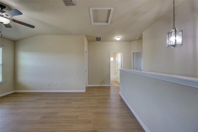 Building Photo - 267 Voyager Cove