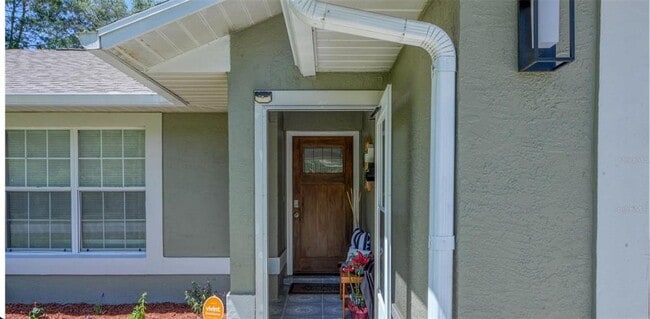 Building Photo - 16824 SW 17th Ave