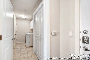 Building Photo - 7204 Oak Manor Dr