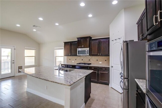 Building Photo - 3409 De Torres Cir