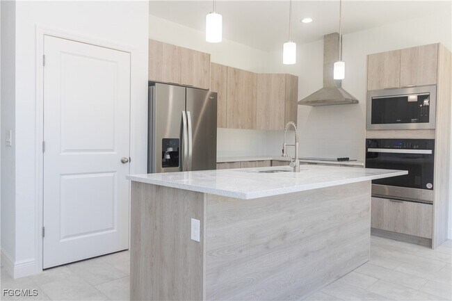 Building Photo - 1125 Jabara Cir