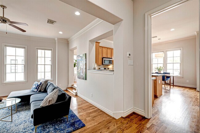 Building Photo - 1514 Summer St