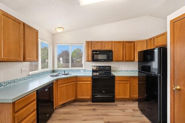 Building Photo - 1110 Norma Ct