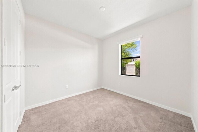 Building Photo - 23206 SW 108th Ave