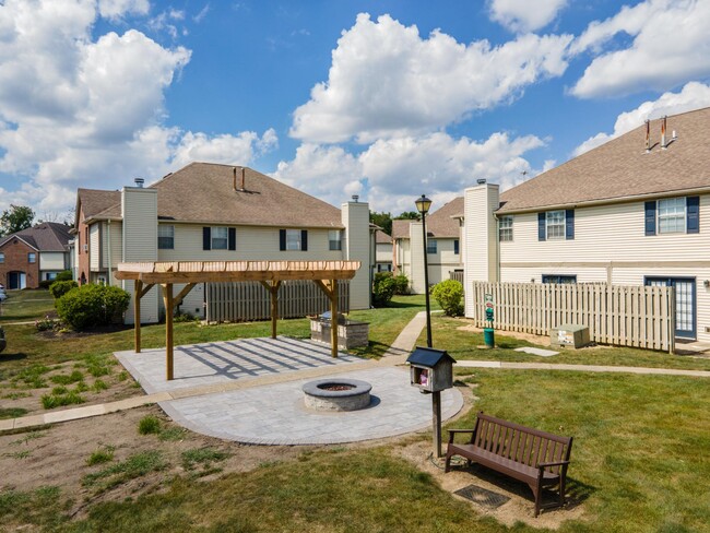 Building Photo - Townhomes at McNaughten