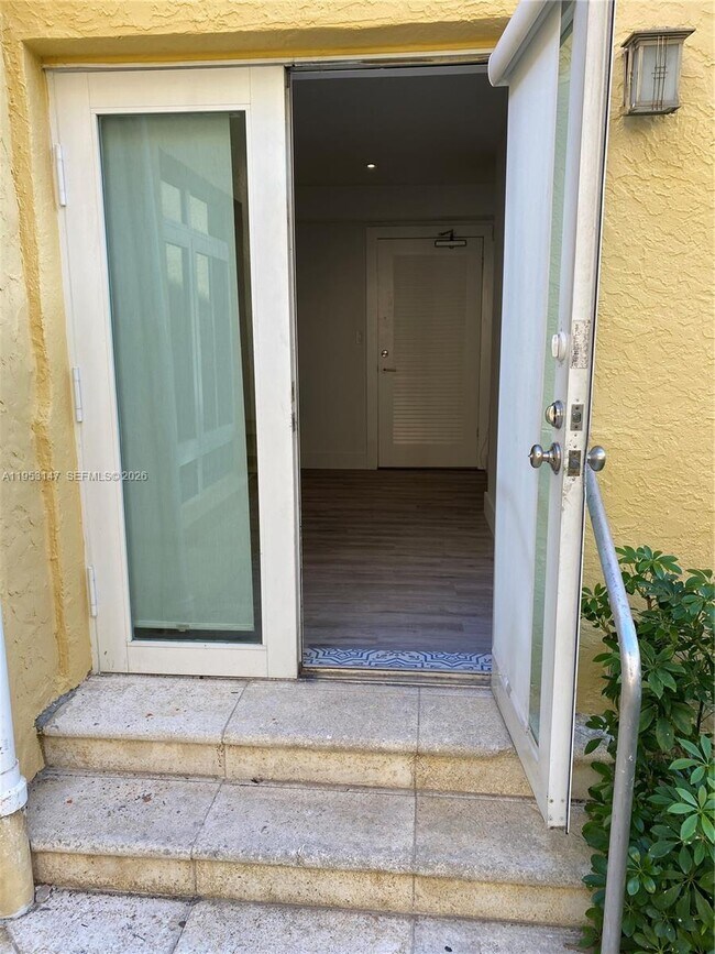 Building Photo - 1308 Drexel Ave