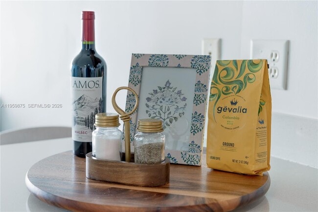 Building Photo - 3250 NE 1st Ave