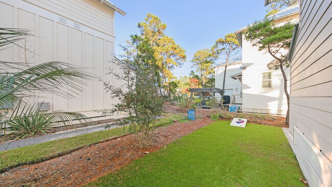 Building Photo - 15 S Deno Dr