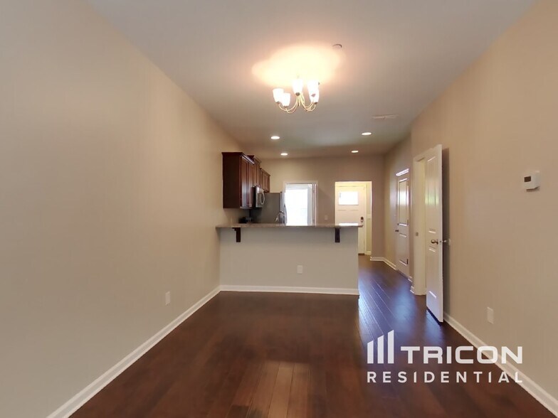 Building Photo - 133 Hickory Station Ln