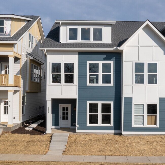 Building Photo - Welcome to The Becanni in Charlotte Park!