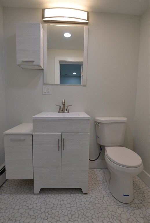 Building Photo - 15 Avalon St