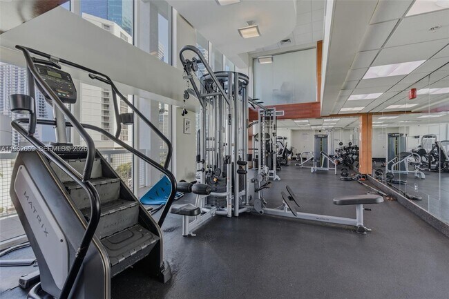 Building Photo - 31 SE 5th St