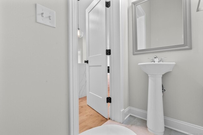 Building Photo - 234 Greene St