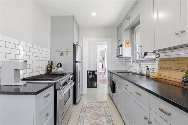 Building Photo - 4121 Pershing Ave