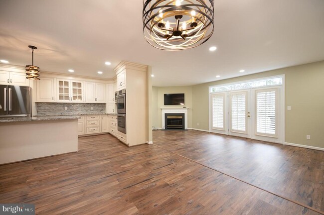 Building Photo - 110 Talleyrand Dr