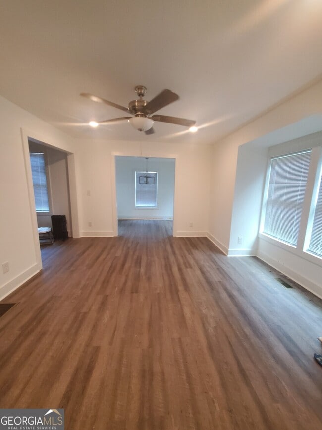 Building Photo - 1167 Mayland Cir SW