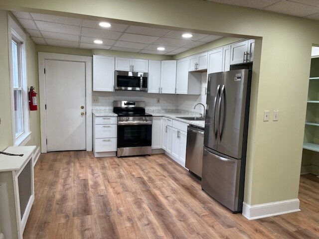 Building Photo - 416 N Webster Ave