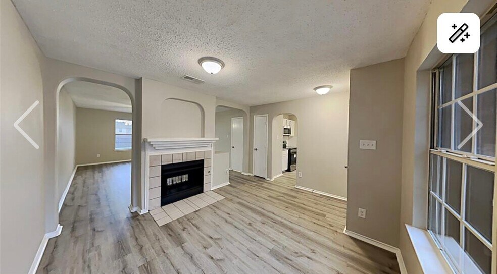 Building Photo - 4329 Apple Dr