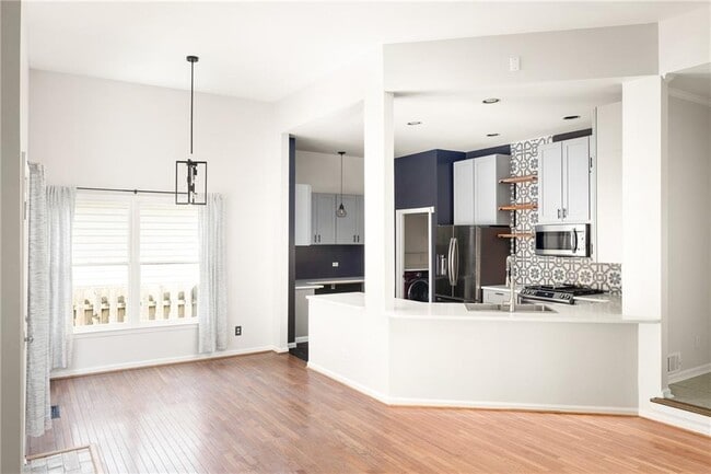 Building Photo - 3784 Market Crescent