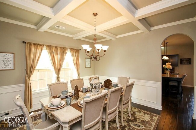 Building Photo - 345 Cliffhaven Cir