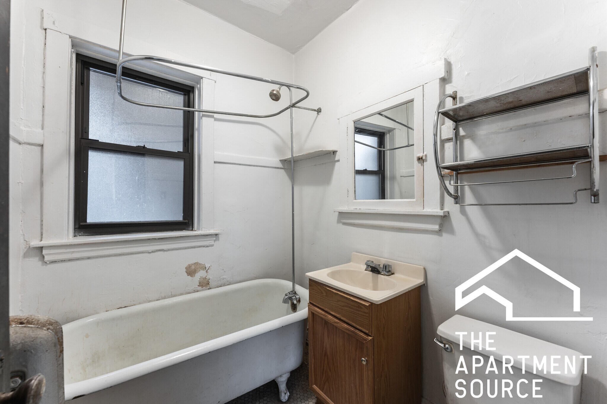 Building Photo - 4844 N Rockwell St