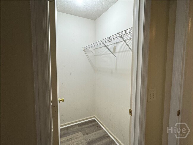 Building Photo - 57 Soling Ave