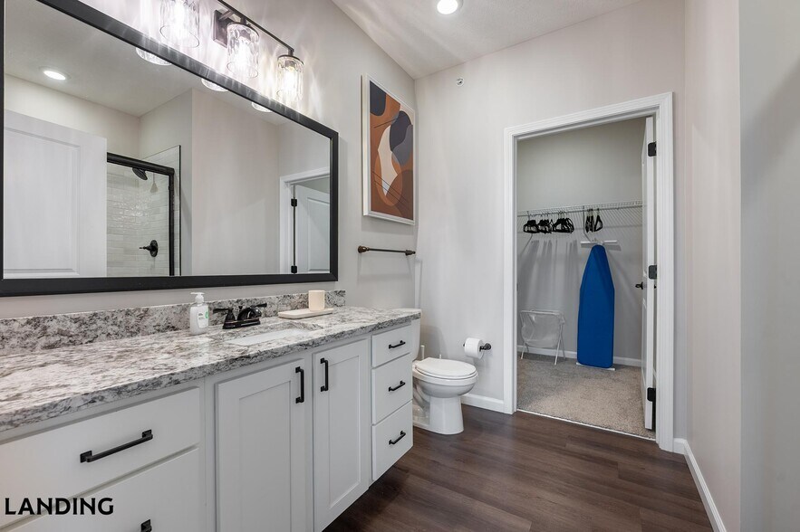 Building Photo - 6480 Alexander Clay