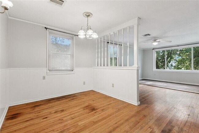 Building Photo - 5828 General Haig St