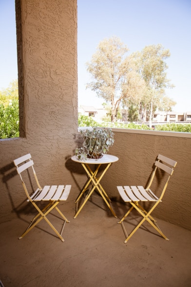 Building Photo - 7950 E Starlight Way