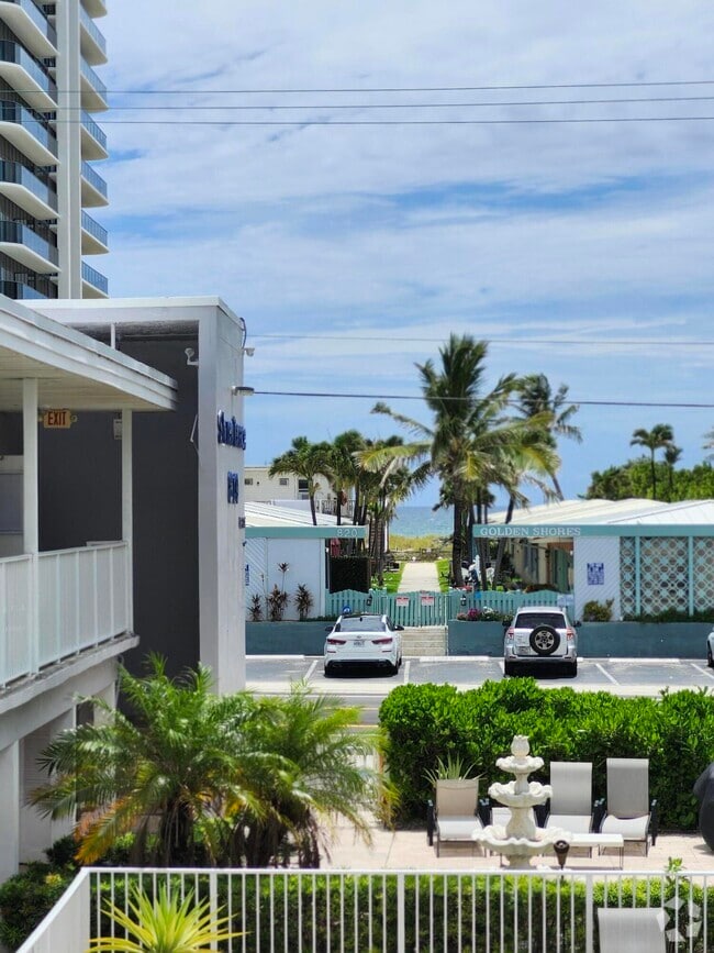 Building Photo - 819 N Ocean Blvd