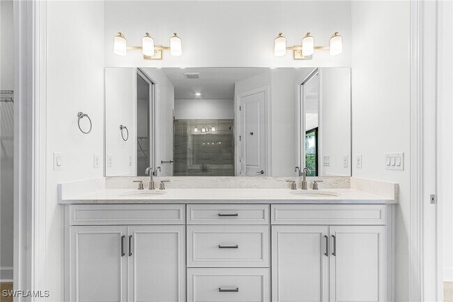 Building Photo - 15637 Gavello St