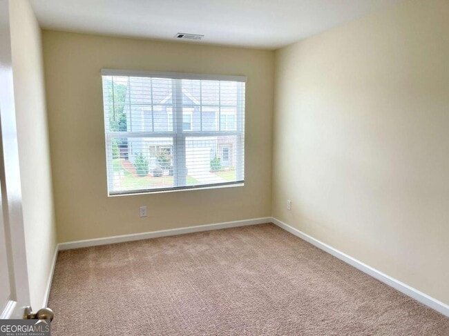 Building Photo - 11971 Fuller St