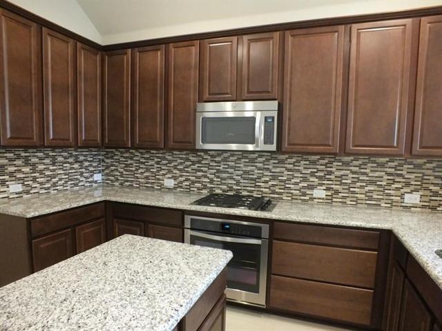 Building Photo - 620 Calliopsis St