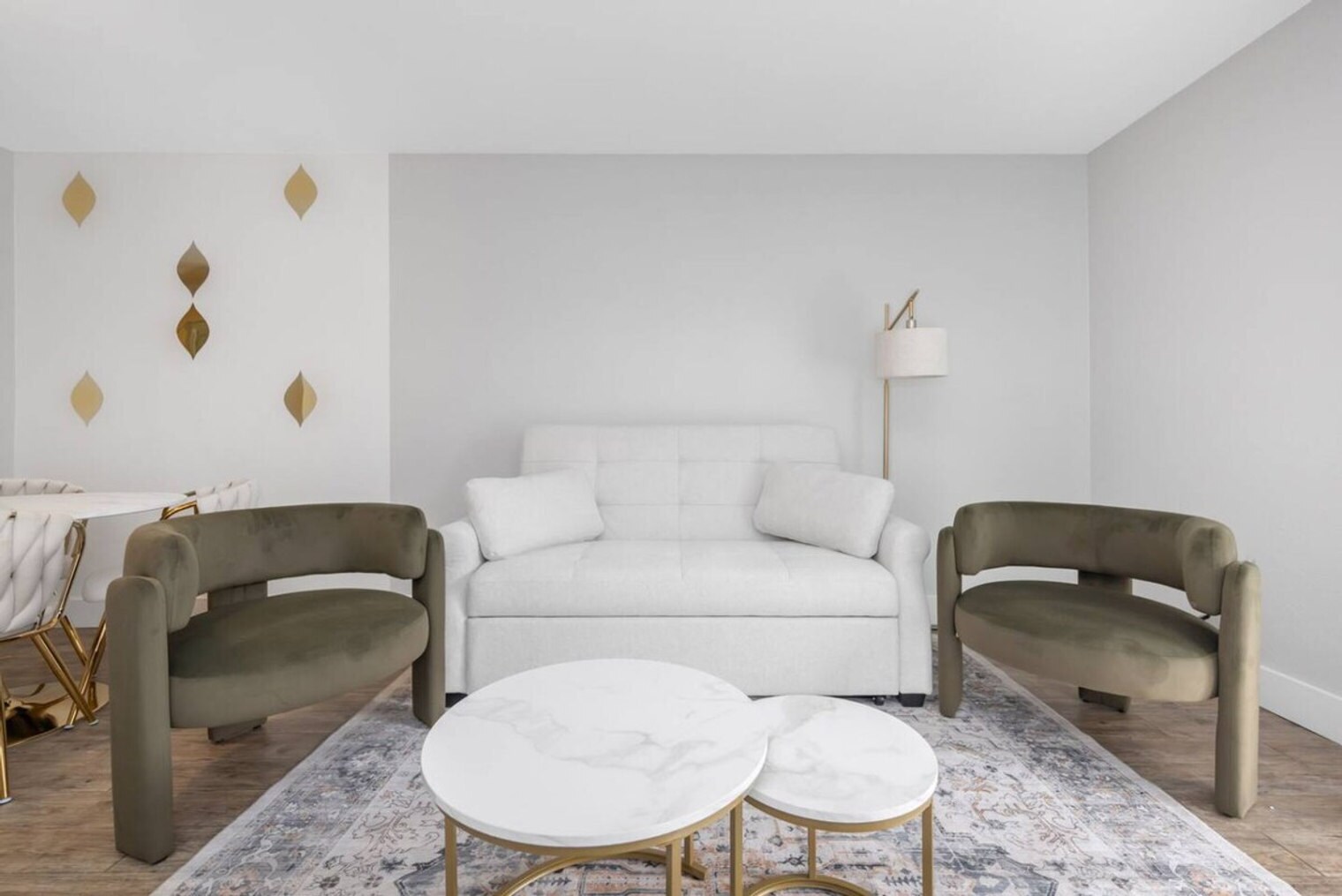 Building Photo - 4307 W Kennedy Blvd