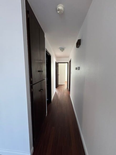 Building Photo - 142 Morton Dr