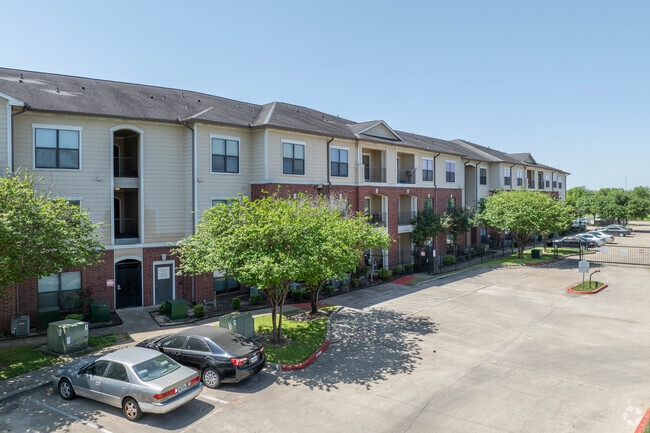 6105 W Orem Dr Houston, TX 77085 - Corinthian Village
